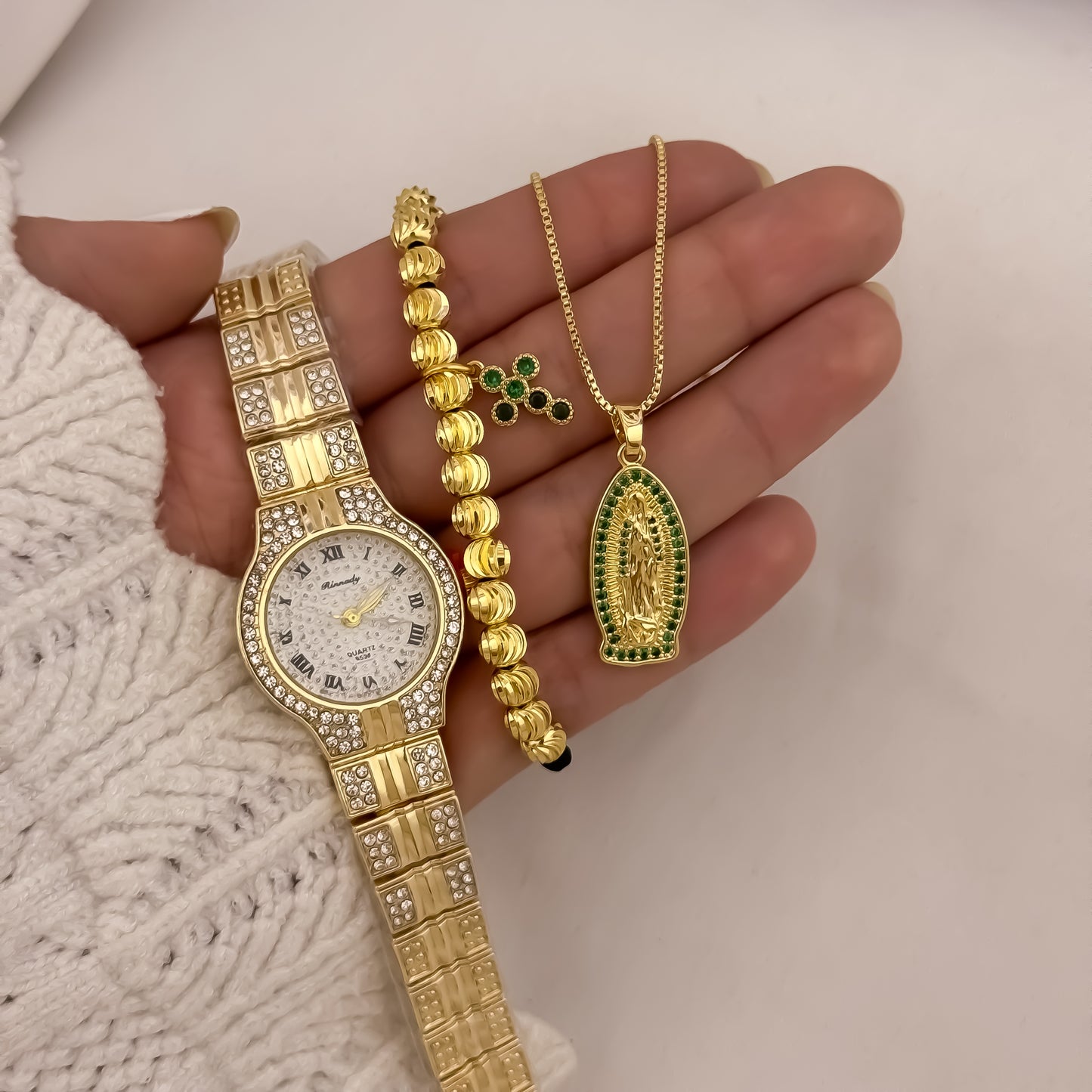 Cadena Tejido Singapur de Dama de 45cm + Virgen de Guadalupe con Micro Circones Verde + Pulsera Balin Italiano de 6mm con Dije de Cruz Verde + Reloj Max Micro Circones Cristales en Oro Laminado 18k con garantía de por vida