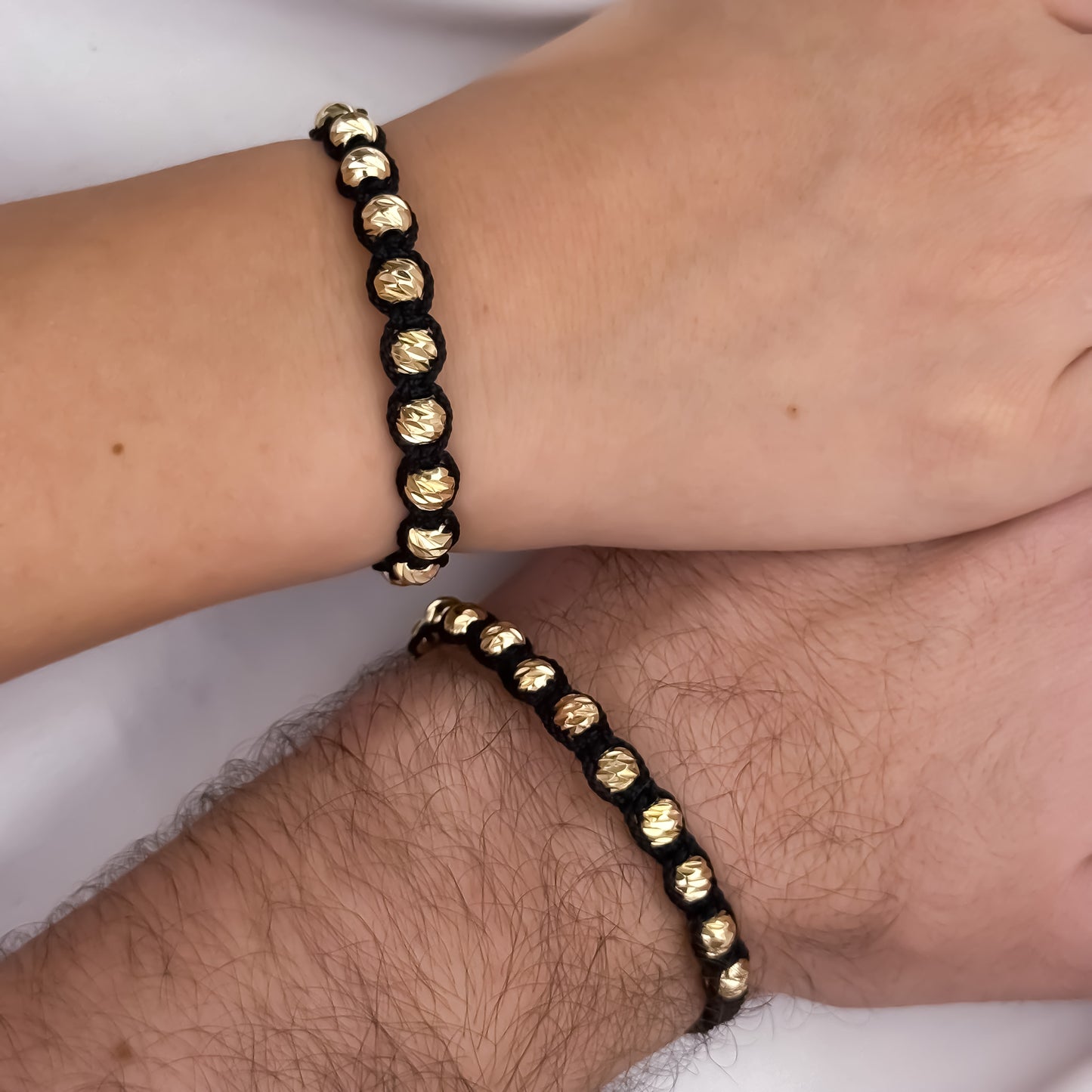 Promoción de 2 Pulseras para Pareja Tejido Macrame en Balin Italiano 6mm en Oro Laminado 18k con Garantia de por vida