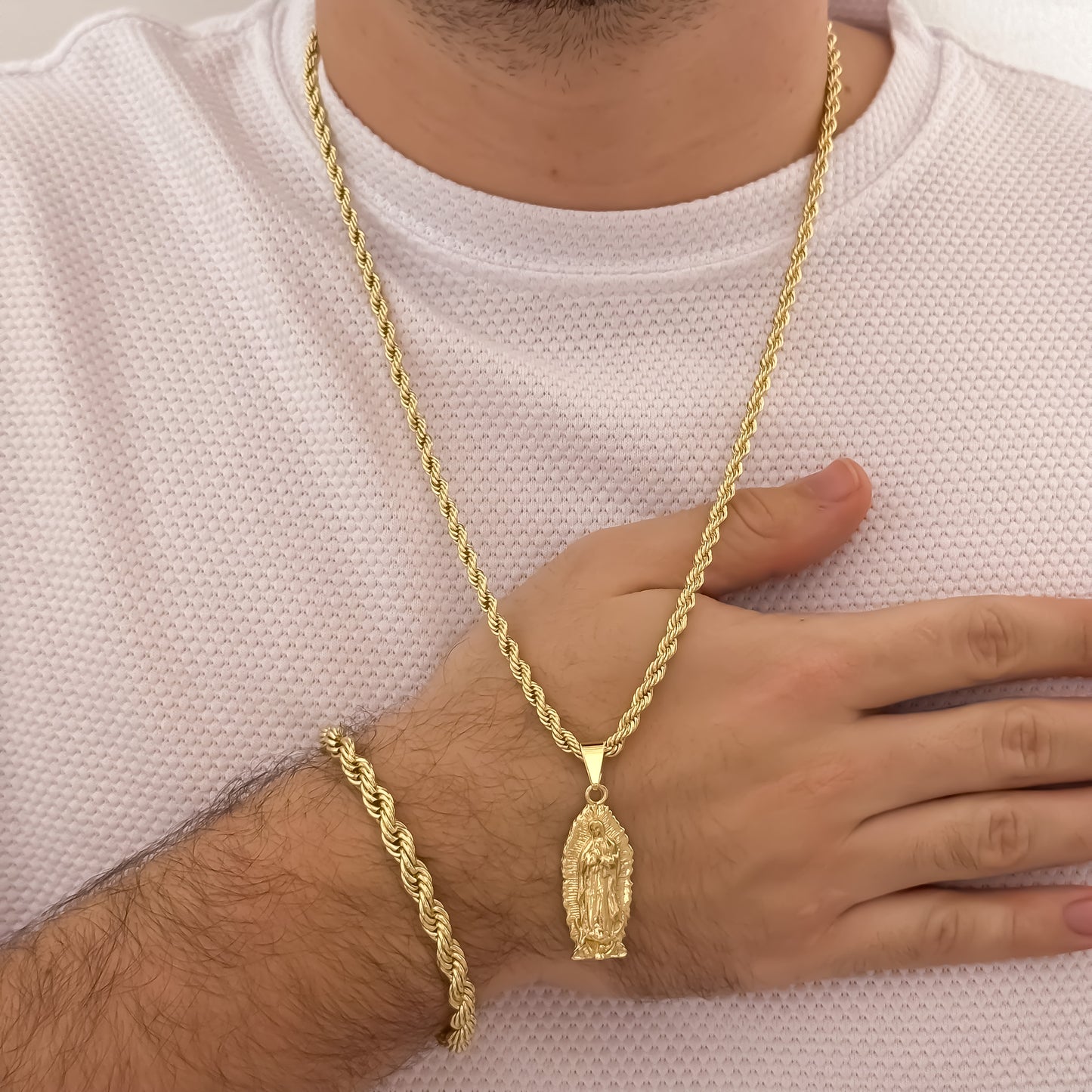 Conjunto Lazo Siciliano para Hombre Cadena 60cm de 5mm + Virgen de Guadalupe Tallada + Pulsera Lazo 20cm de 8mm en Oro Laminado 18k con Garantía de por vida