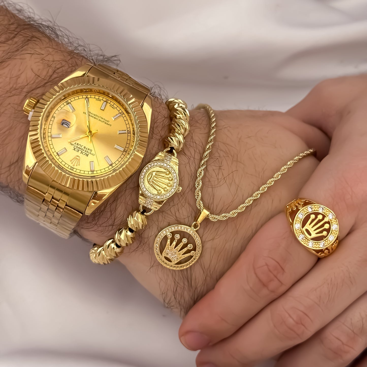Cadena Tejido Lazo de hombre de 60cm de 2mm + Corona Rolex con Micro Circones Crisales + Anillo Rolex con Micro Circones Ajustable + Pulsera Rolex en Balin italiano de 8mm en Oro Laminado 18k con Garantia de por vida + Reloj Rolex