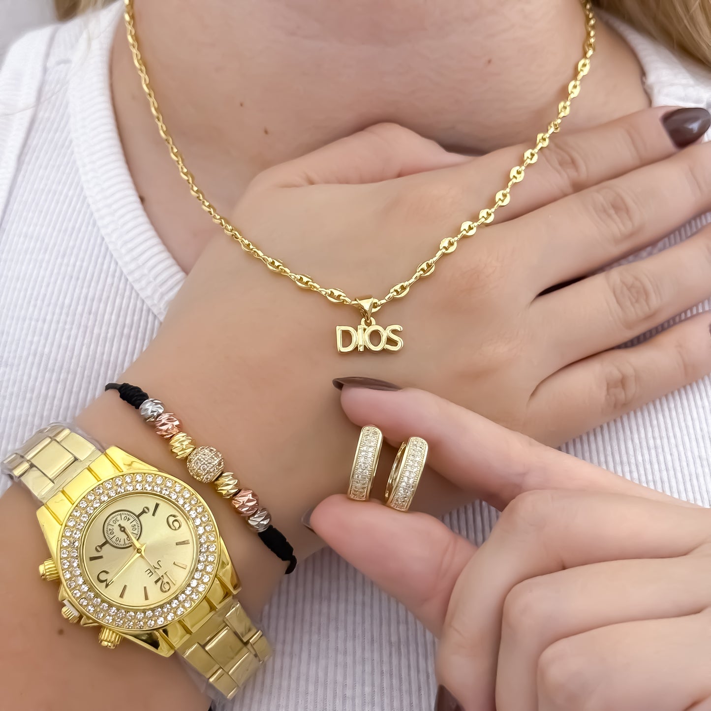 Cadena Tejido Gucci de Dama de 45cm de 3mm de Grosor + Dije de Dios + Pulsera de 3 Oros Balin 3mm Italiano de 4mm con Bola de Juego + Candongas con Destellos en Oro Laminado 18k con Garantia de por vida + Reloj de Alta Calidad JYE