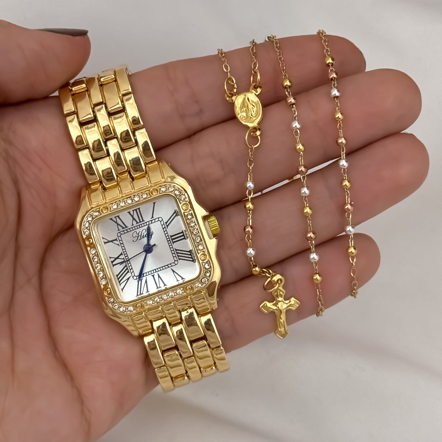 Camandula de 3 oros de Virgen Milagrosa en Oro Laminado 18k con Garantia de por vida + Reloj Tipo Catier de Dama de Alta Calidad con Garantia