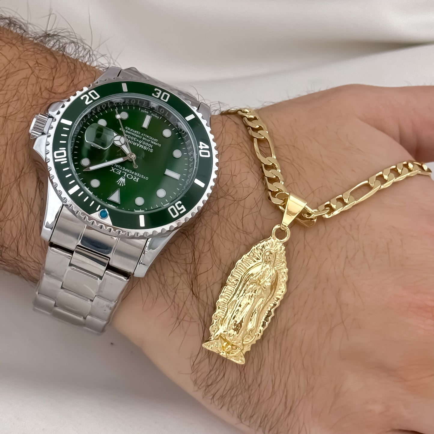 Cadena Tejido Catier de Hombre de 60cm de 5mm de Grosor + Virgen de Guadalupe Tallada en Oro Laminado 18k con Garantia de por vida + Reloj Rolex de Alta Calidad con Garantía