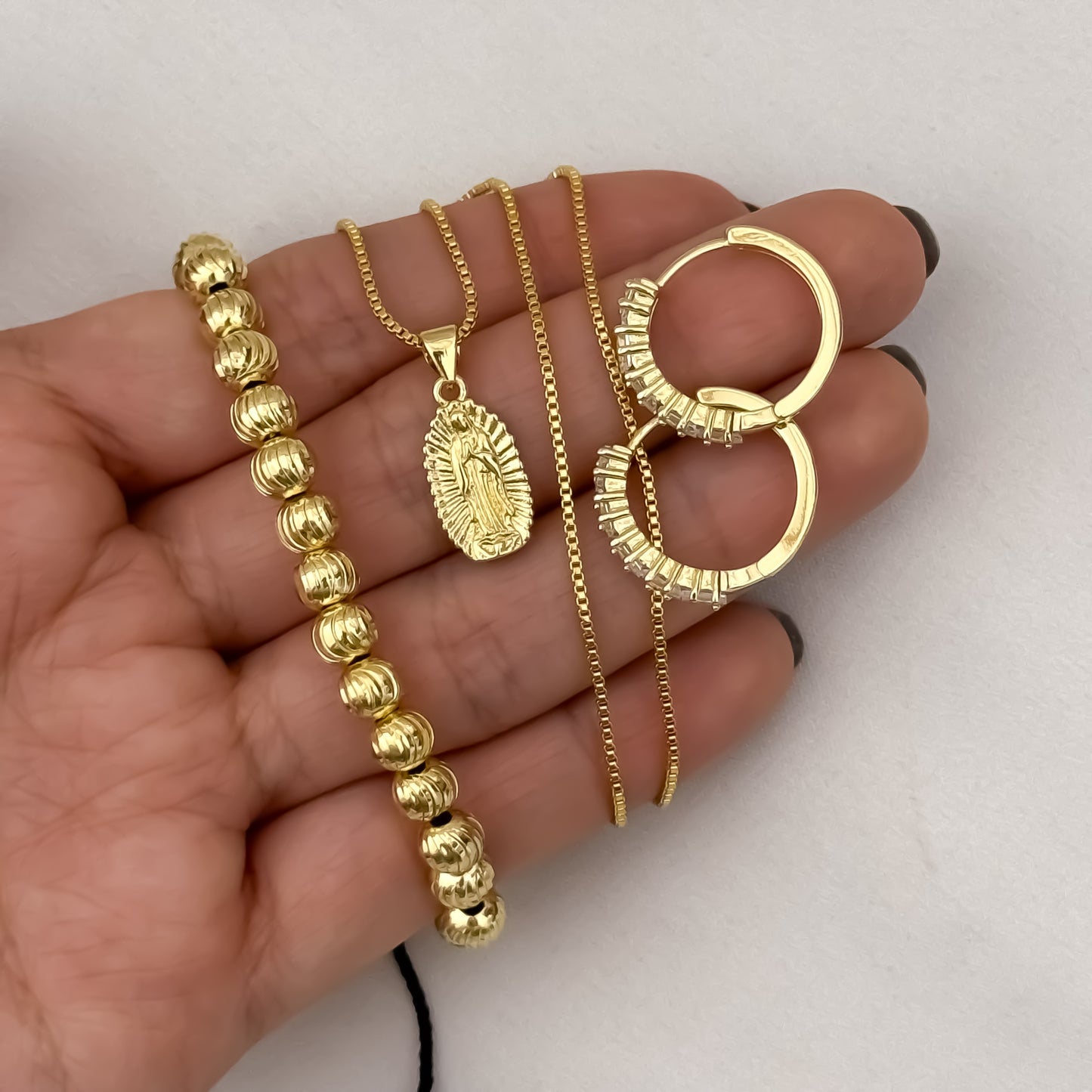 Cadena Tejido Veneciano de Dama 45cm de 2mm de Grosor + Virgen de Guadalupe Tallada + Candongas Micro circones + Pulsera Balin Italiano de 6mm en Oro laminado 18k con Garantia de por vida
