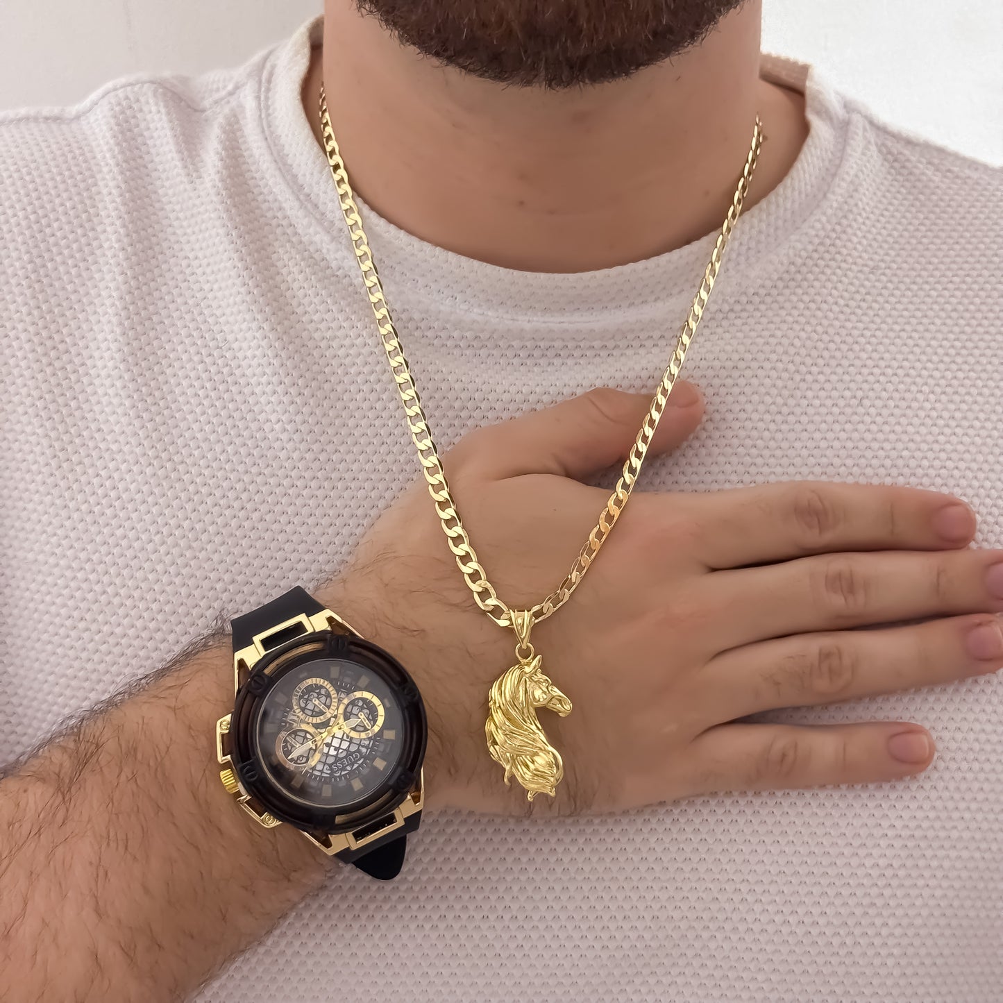 Cadena Cubana de Hombre de 60cm de 4mm + Dije de Silueta Caballo en Oro Laminado 18k con Garantia de por vida + Reloj Guess