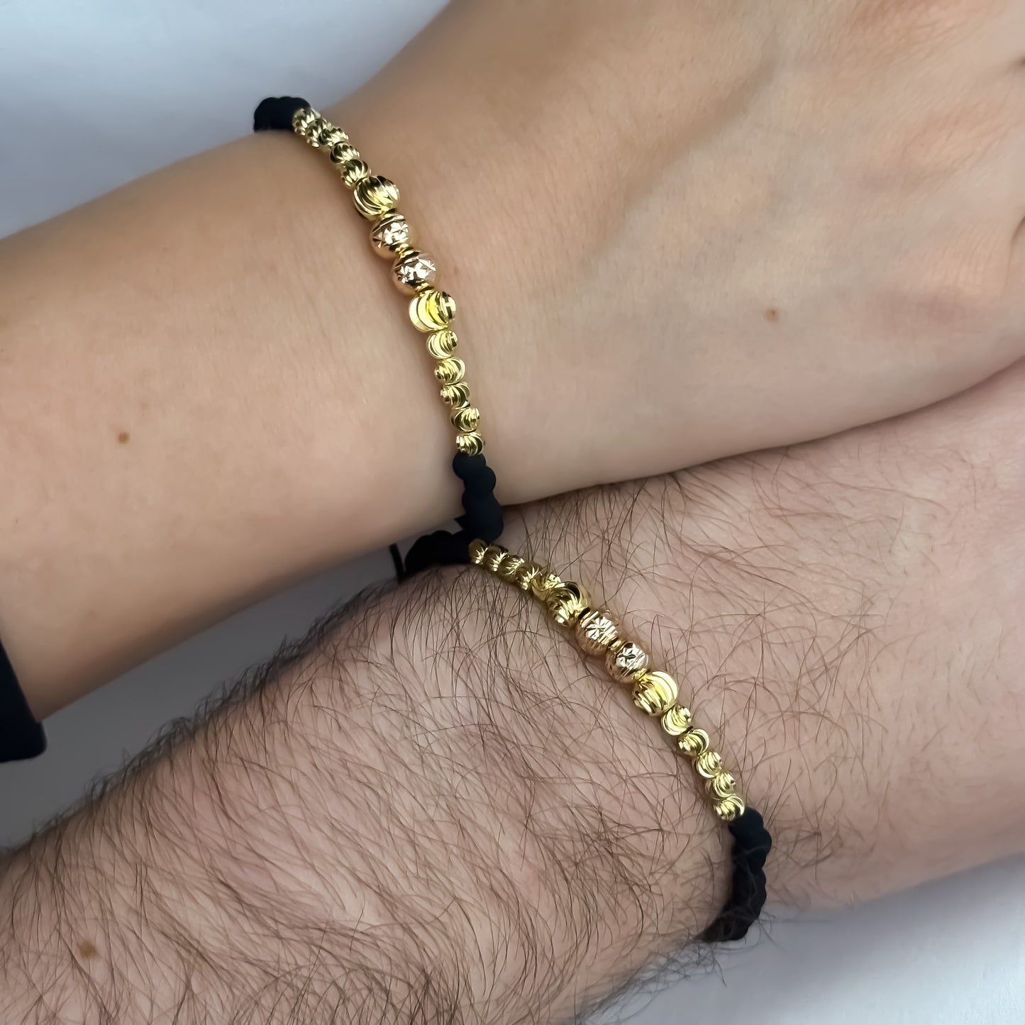 Promoción de 2 Pulseras Para Parejas en Balin Italiano de 5mm y 4mm y Oro Rosa + Neopreno en Oro Laminado 18k con Garantía de por vida