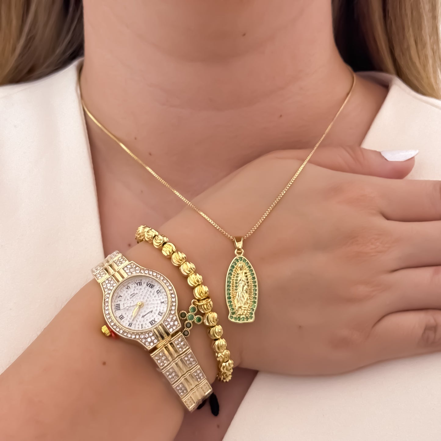 Cadena Tejido Singapur de Dama de 45cm + Virgen de Guadalupe con Micro Circones Verde + Pulsera Balin Italiano de 6mm con Dije de Cruz Verde + Reloj  Max Micro Circones Cristales en Oro Laminado 18k con garantía de por vida