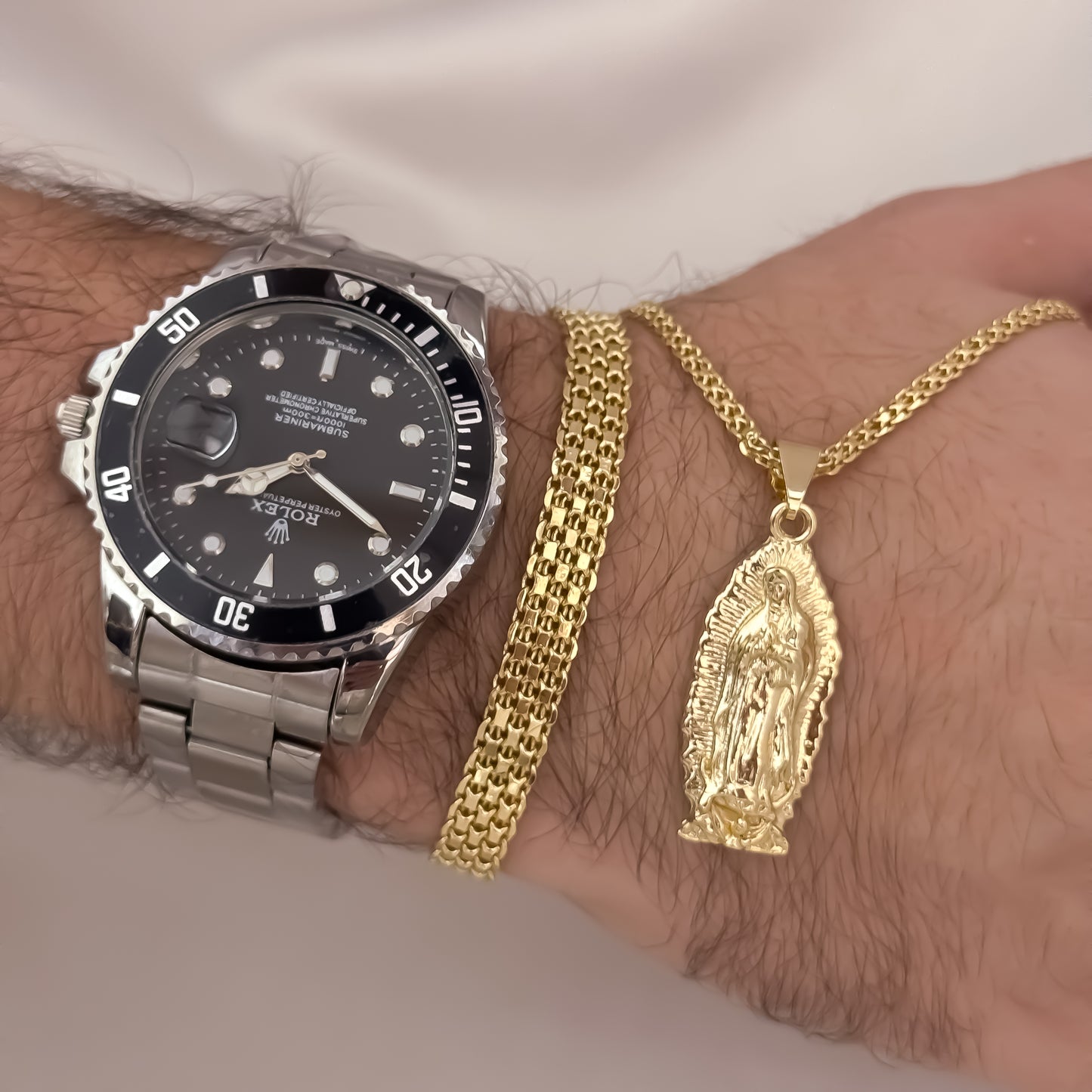 Cadena Tejido Chino de Hombre de 60cm de 3mm + Virgen de Guadalupe Tallada + Pulsera China Gruesa de 20cm de 5mm + Reloj
