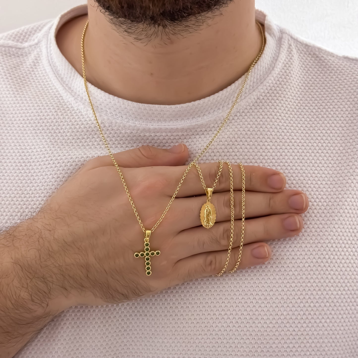 Promoción de 2 Cadenas para Parejas Tejido Aros Hombre + Dije de Cruz Verde + Cadena Dama + Dije de Virgen de Guadalupe en Oro Laminado 18k con Garantia de por vida