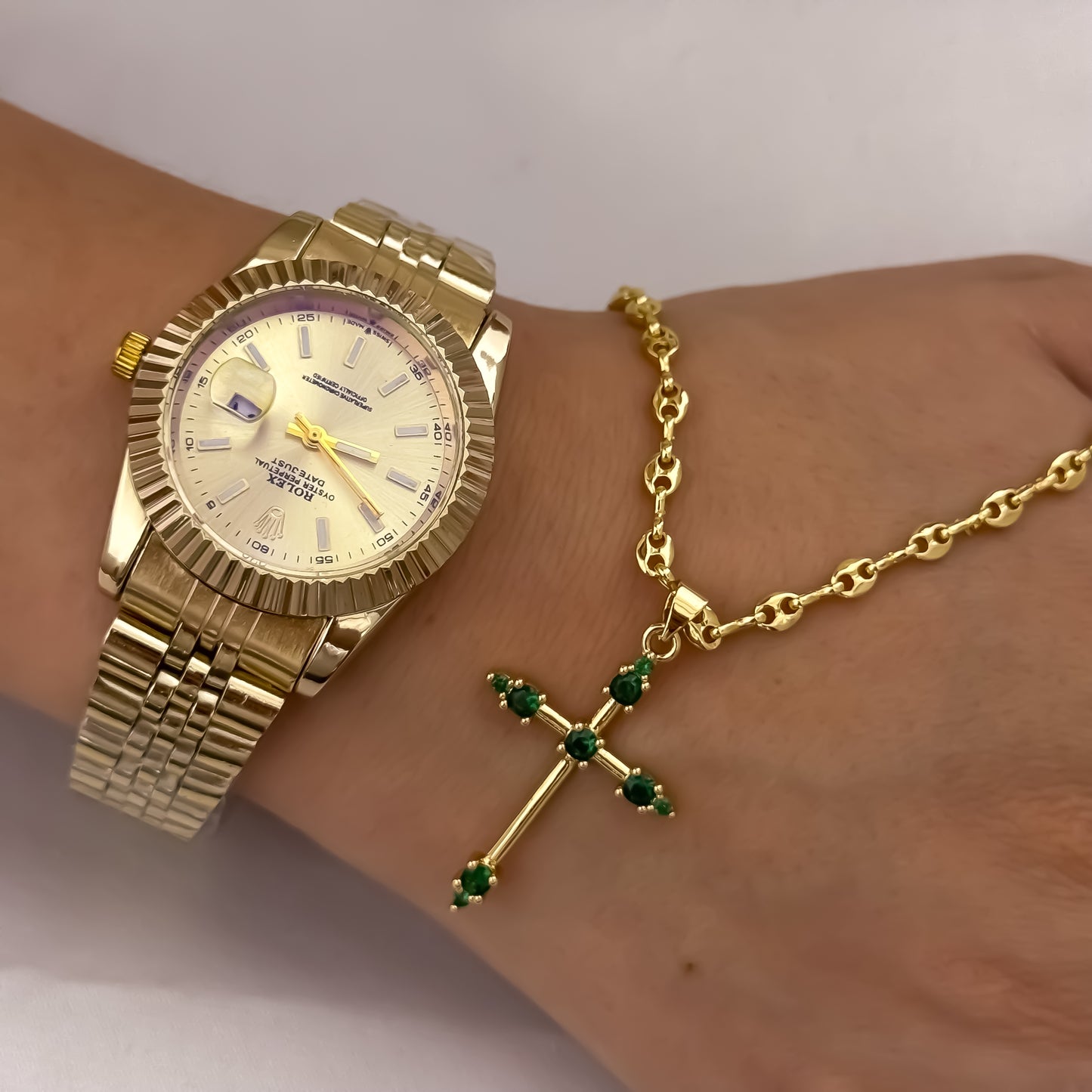 Cadena Tejido Gucci de Dama de 45cm de 3m + Cruz Trébol  Verde Esmeralda + Reloj de Dama Rolex en Oro Laminado 18k
